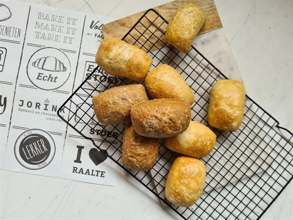 Ciabatta borrelbroodjes pasen /9